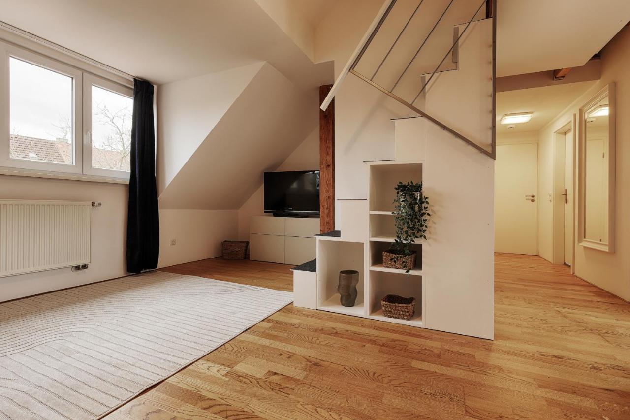 Homiestay City-Apartment, Balkon & Parkplatz Вюрцбург Экстерьер фото